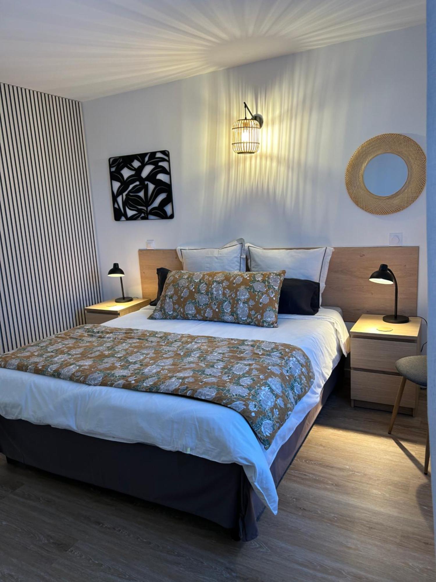 Arc En Ciel Du Mont Bed & Breakfast Pontorson Exterior photo
